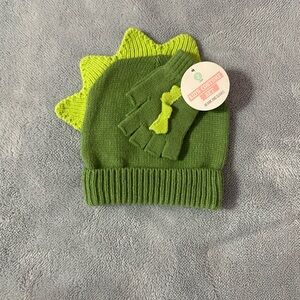 Chilsrens Green Dinosaur Beanie and Mittens Set